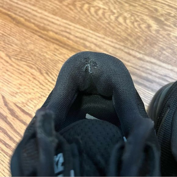 Nike Air Max 2017 Triple Black Running Shoes - Size 11 - Picture 10 of 14